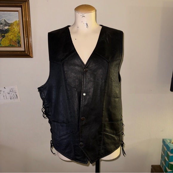 JH Biker Design Vest - Men’s Large - Black Leather - Picture 2 of 9